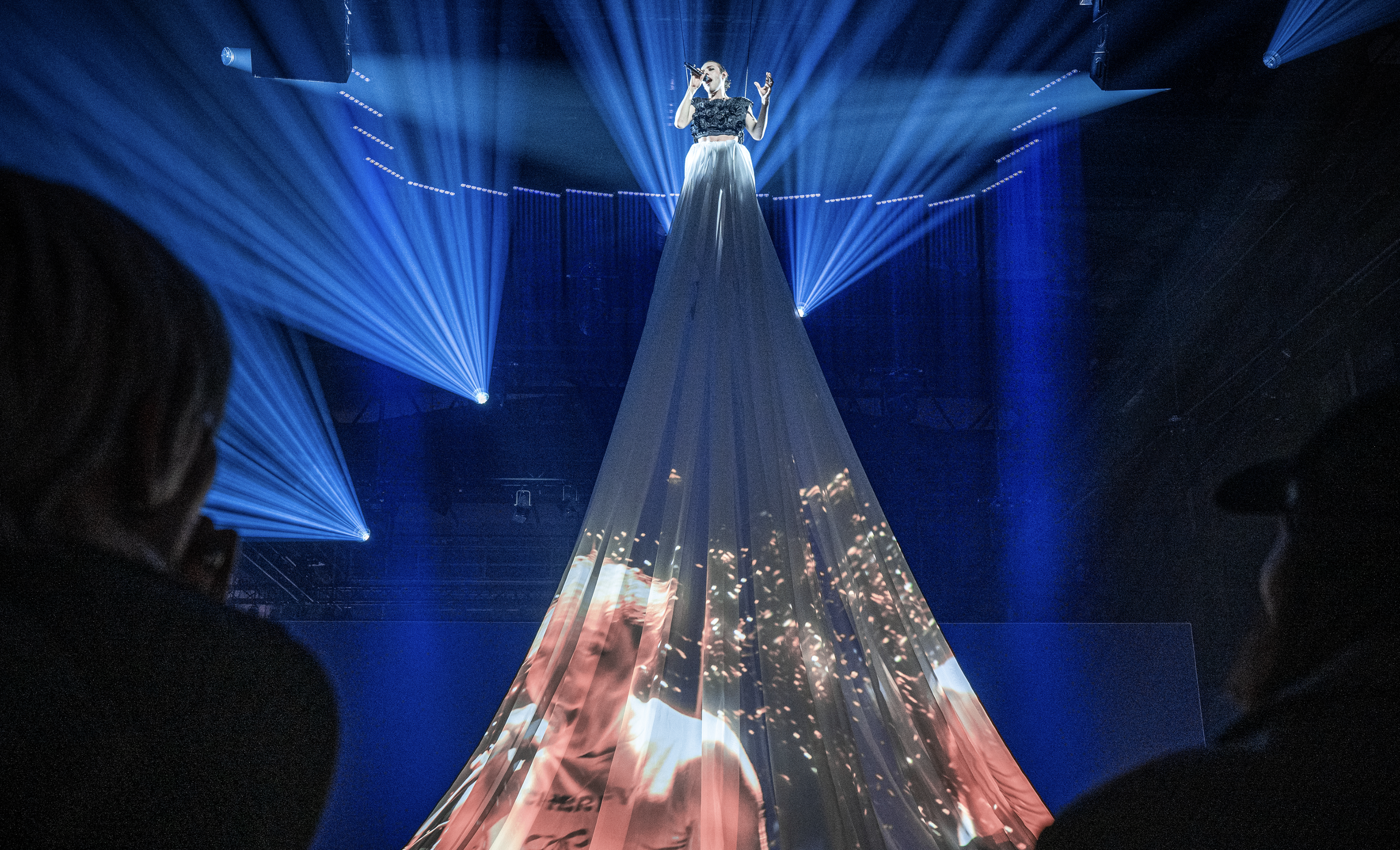 Auftritt von Nemo im Labyrinth des Lebens für PostFinance und Yuh unter Creative Lead von Wolfgang Bark